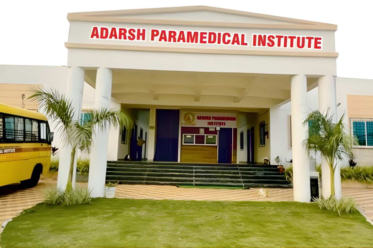 Students at Adarsh Paramedical